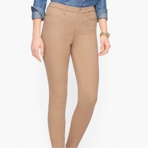 Talbots High Waist Petite Khaki Jegging